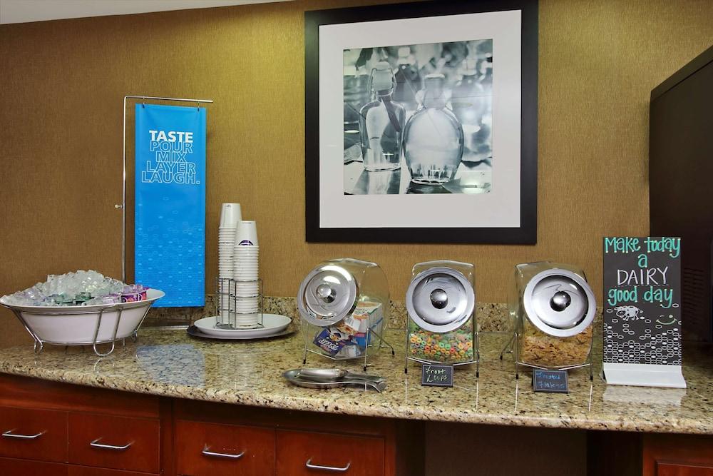 Hampton Inn & Suites Madisonville Luaran gambar