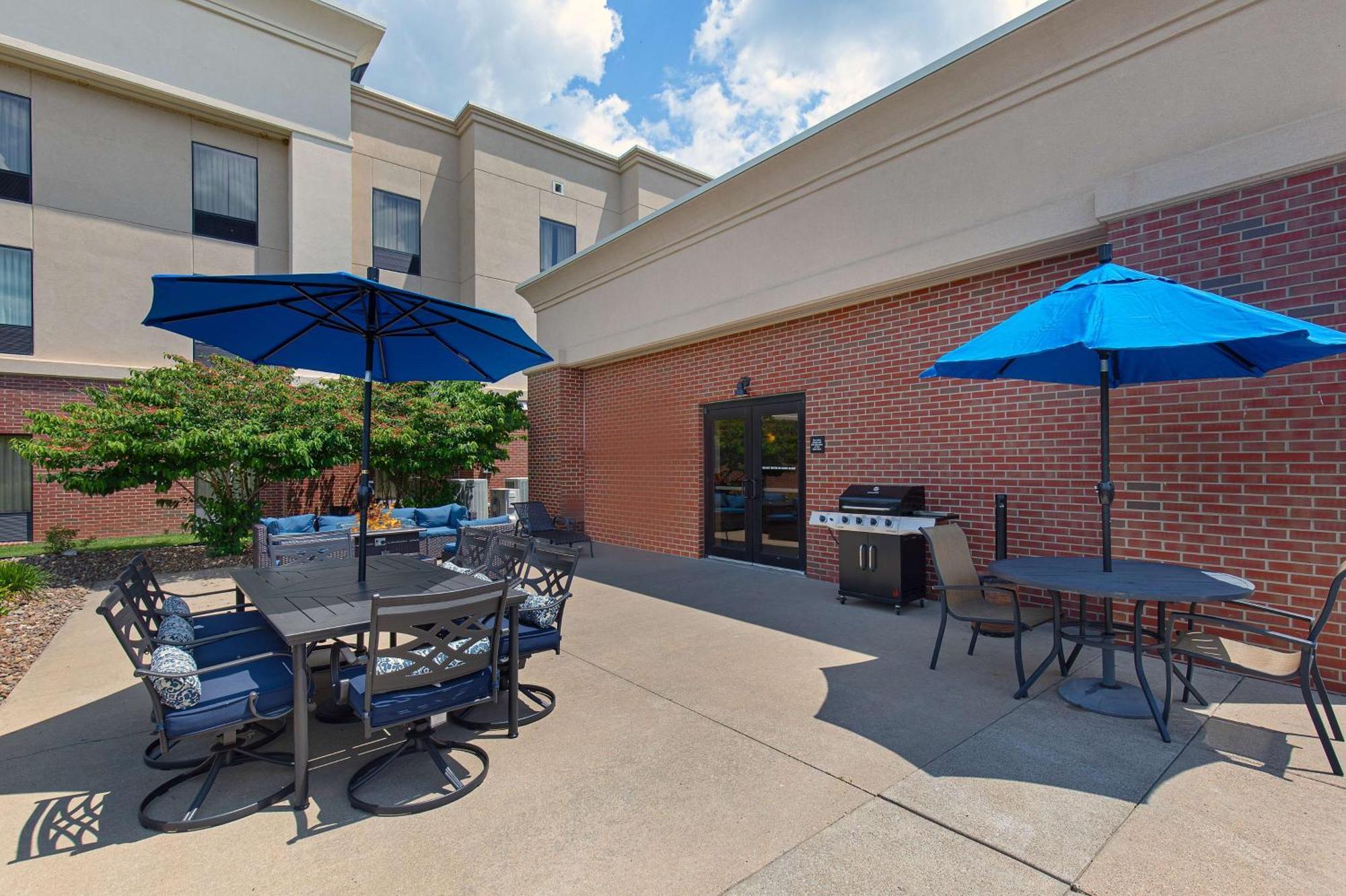 Hampton Inn & Suites Madisonville Luaran gambar