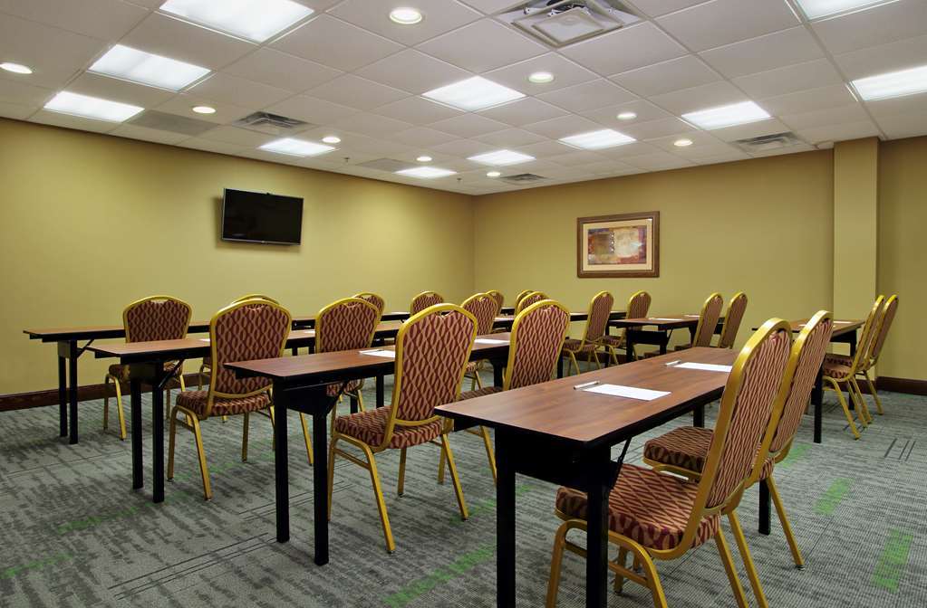 Hampton Inn & Suites Madisonville Kemudahan gambar