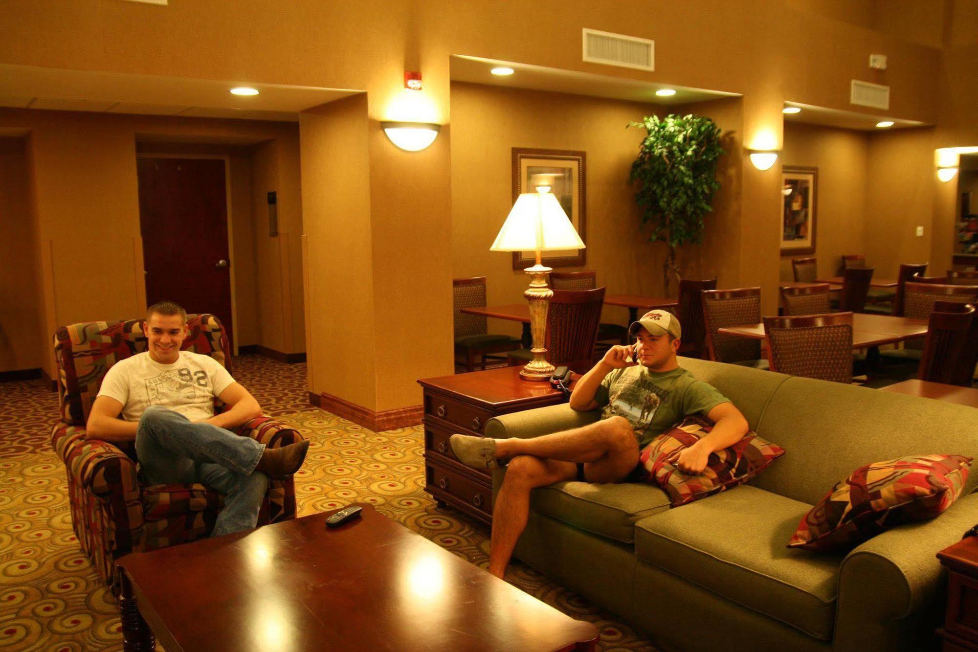 Hampton Inn & Suites Madisonville Luaran gambar